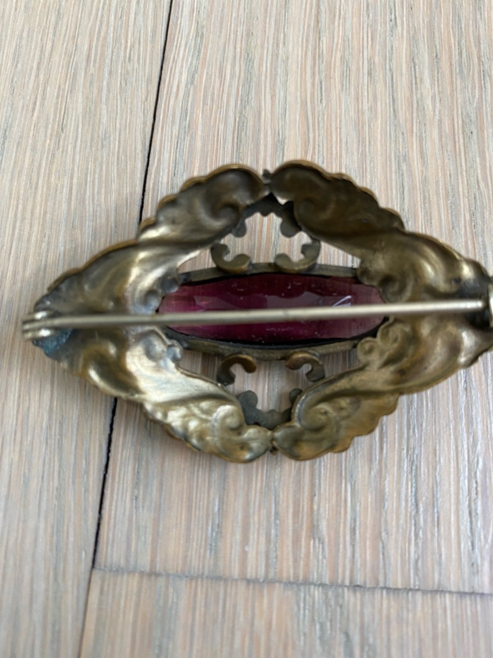 Antique Victorian Art Nouveau Amethyst Glass Jeweled Brooch - Picture 3 of 4
